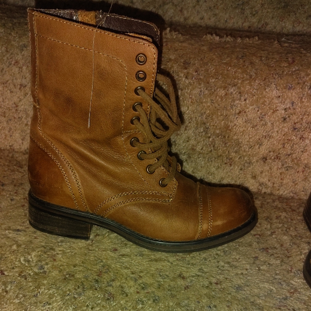 Steve Madden Brown Lace-Up Combat Boots
